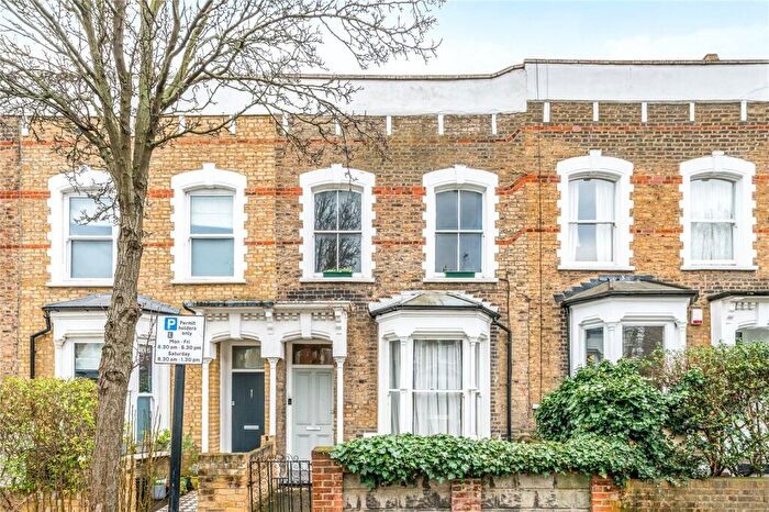1 Bedroom Flat To Rent In Sydner Road, Stoke Newington, London, N16