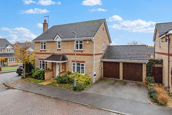 4 Bedroom Detached House For Sale In Millennium Close, Kettering, NN15