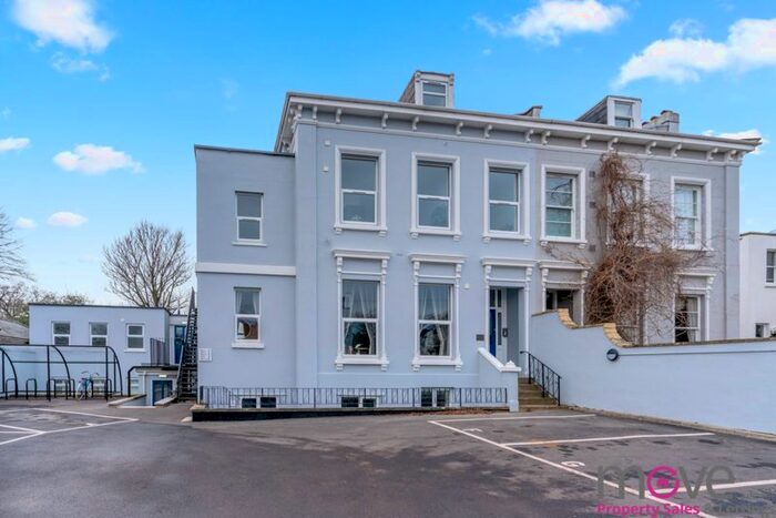 1 Bedroom Flat To Rent In Hales Road, Cheltenham, GL52