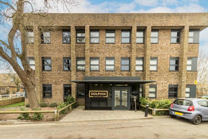 1 Bedroom Flat To Rent In Rockingham Road, Uxbridge, UB8