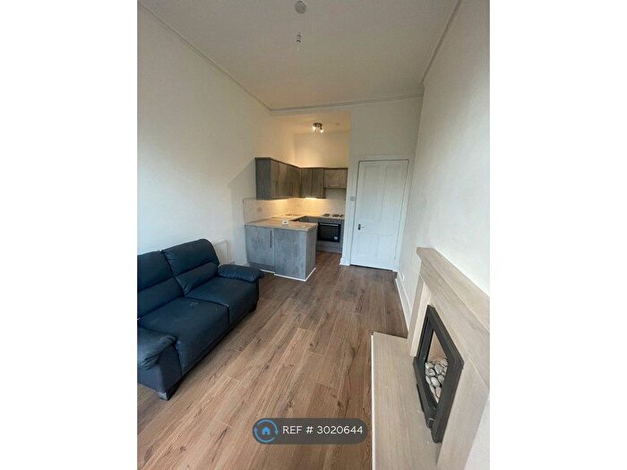 1 Bedroom Flat To Rent In Thornwood Avenue, Glasgow, G11