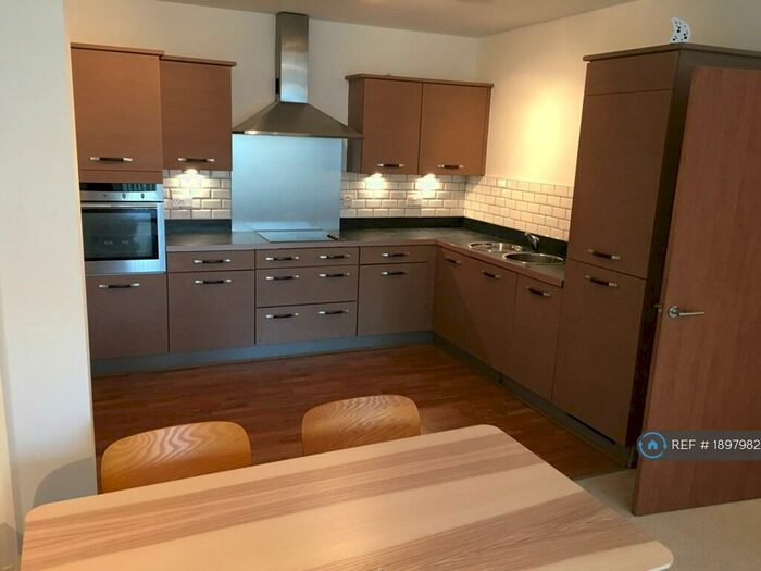 1 Bedroom Flat To Rent In Worsdell Drive, Gateshead, NE8