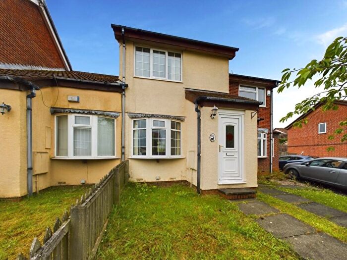 2 Bedroom Terraced House To Rent In Dykes Way, Gateshead, NE10