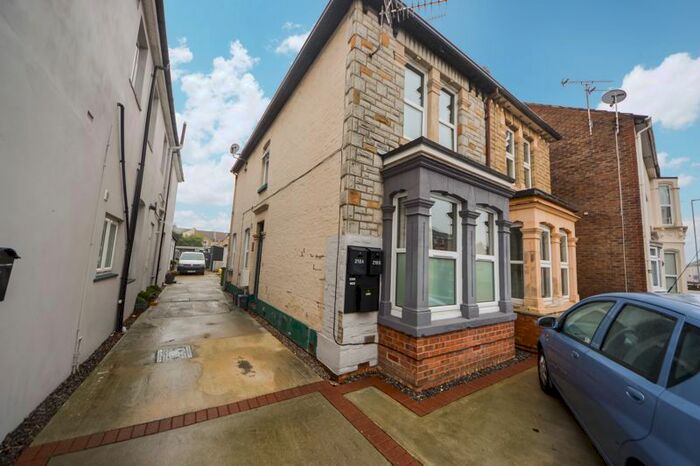 1 Bedroom Flat To Rent In Stamshaw Road, Portsmouth, PO2