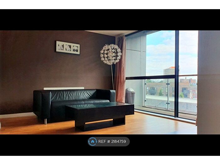 2 Bedroom Flat To Rent In Radium Street, Manchester, M4