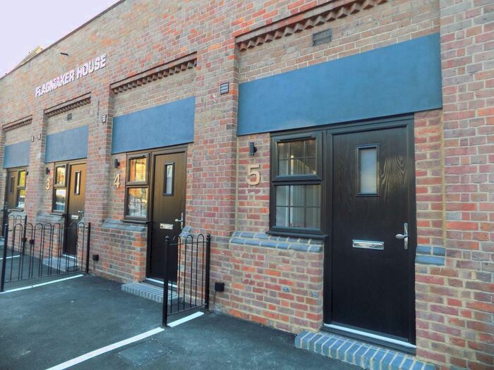 1 Bedroom End Of Terrace House To Rent In Higham Road, Chesham, HP5