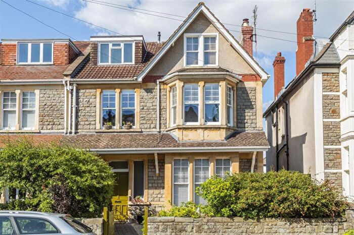 1 Bedroom Apartment To Rent In Henleaze Gardens, Bristol, BS9