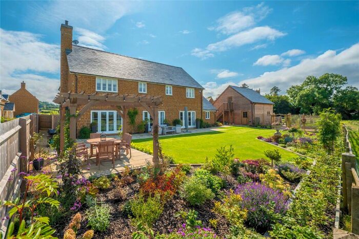4 Bedroom Detached House For Sale In Meadow Lane, Tysoe, Warwick, Warwickshire, CV35