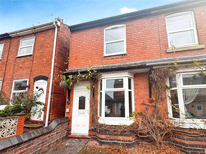 2 Bedroom Terraced House To Rent In South Road, Bromsgrove, Worcestershire, B60