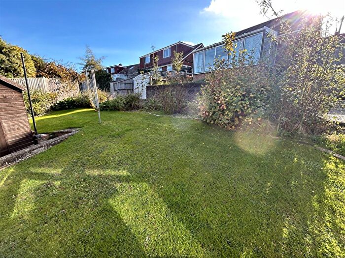 2 Bedroom Bungalow For Sale In Eridge Road, Eastbourne, BN21