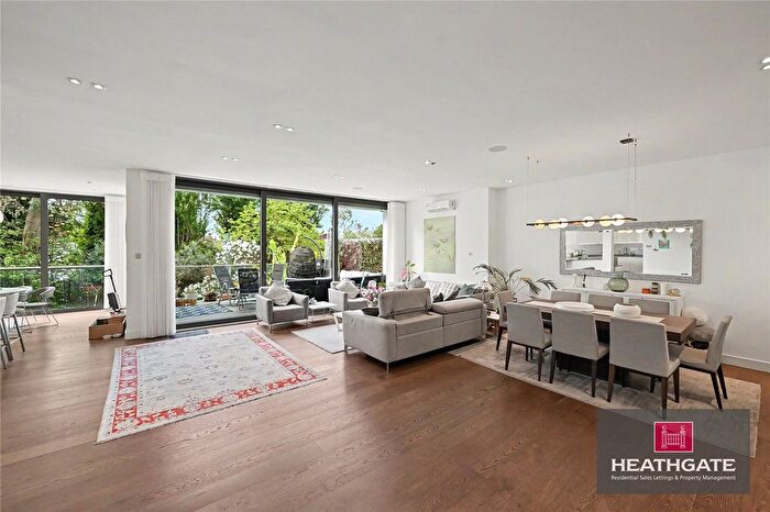 5 Bedroom Semi-Detached House For Sale In Helenslea Avenue, London, NW11