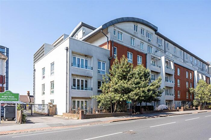 2 Bedroom Flat For Sale In Park Lane, Croydon, CR0