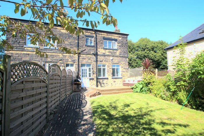 2 Bedroom Semi-Detached House To Rent In Lambert Avenue, Leeds, West Yorkshire, LS8