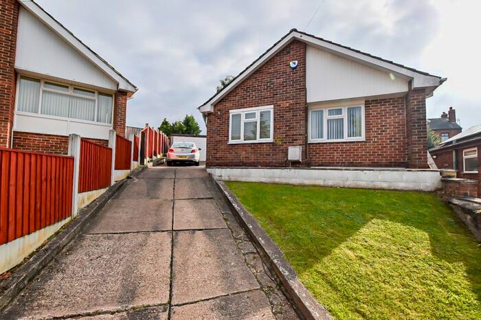 2 Bedroom Detached Bungalow To Rent In Norman Drive, Eastwood, Nottingham NG16