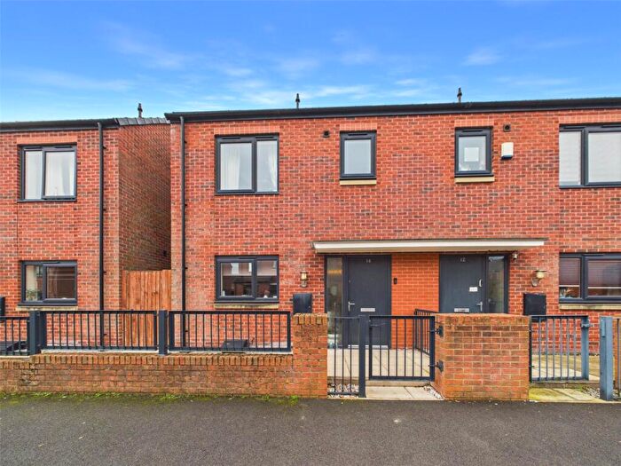 3 Bedroom Semi Detached House For Sale In Malford Street, Openshaw, Manchester, M11