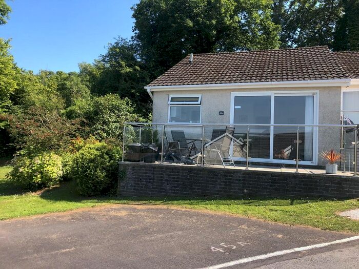 2 Bedroom Semi-Detached Bungalow For Sale In Oxwich, Swansea, SA3