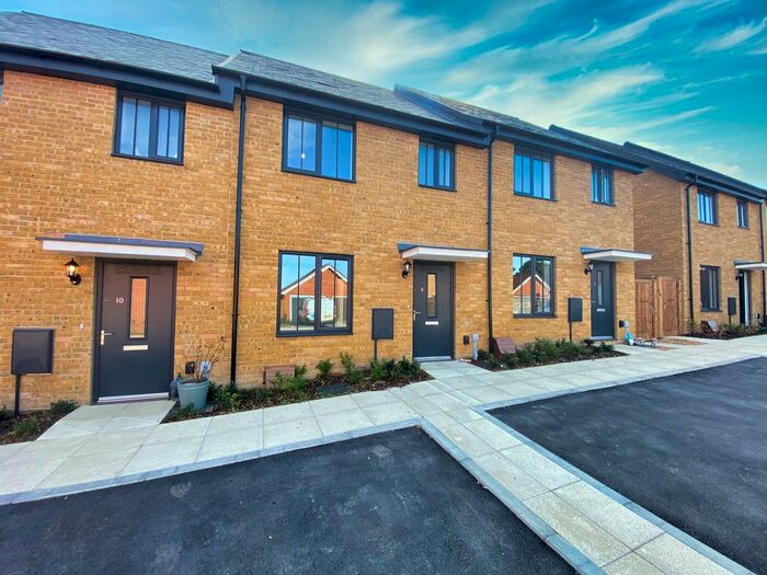 3 Bedroom Terraced House To Rent In White Park Avenue, Ridgewood, Uckfield, TN22