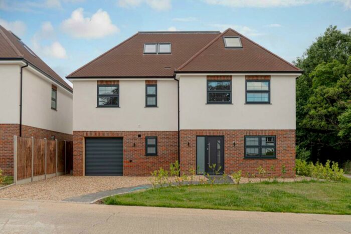 5 Bedroom Detached House To Rent In Pine Hill, Epsom, KT18