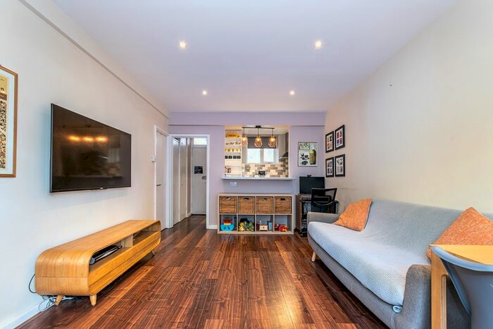 1 Bedroom Flat To Rent In Maida Vale, London, W9