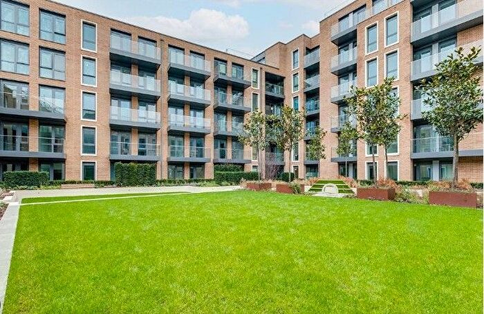 2 Bedroom Flat To Rent In Glenthorne Road, Hammersmith, W6