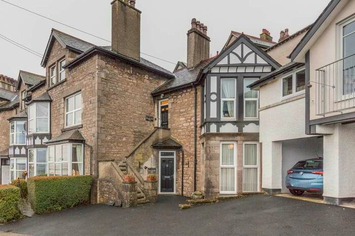 2 Bedroom Ground Flat For Sale In Flat 1, 1 Morecambe Bank, LA11