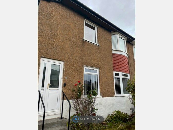 3 Bedroom Flat To Rent In Croftburn Drive, Glasgow, G44