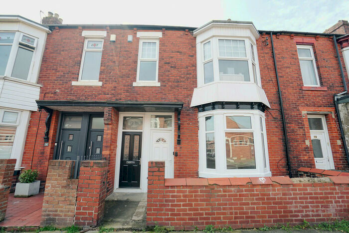 2 Bedroom Flat To Rent In Talbot Road, South Shields, South Tyneside, NE34