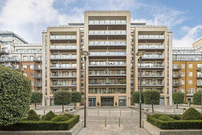 2 Bedroom Flat To Rent In Boulevard Drive, London, NW9