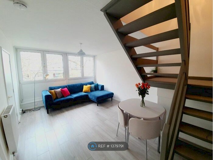 4 Bedroom Flat To Rent In John Parker Square, London, SW11