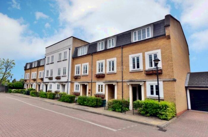 4 Bedroom House To Rent In Goddard Place, Tufnell Park, N19