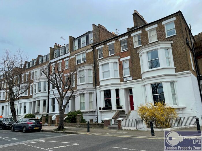 Studio To Rent In Netherwood Road, Brook Green, W14