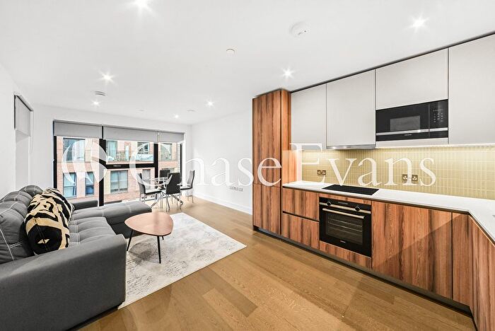 1 Bedroom Flat To Rent In Belfield Mansions, Park Amp; Sayer, Belfield Mansions, Heygate Street, Elephant And Castle, SE17