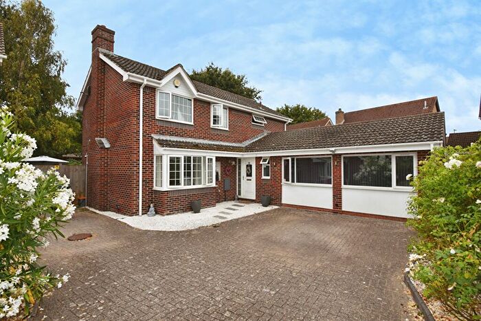 4 Bedroom Detached House For Sale In Bilberry Close, Locks Heath, Southampton, Hampshire, SO31