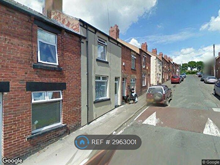 3 Bedroom End Terrace House To Rent In Dearne St, Barnsley, S75