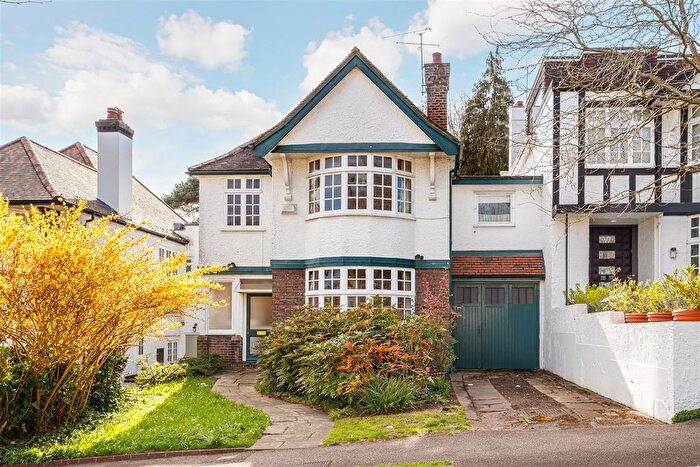 4 Bedroom Property For Sale In Hillway, Highgate, London, N6