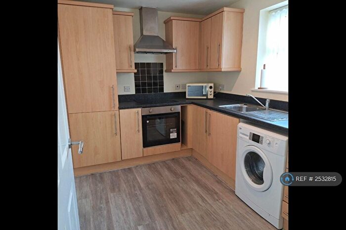 2 Bedroom Flat To Rent In Salthouses, Blackpool, FY4
