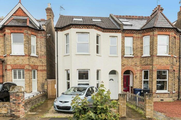 2 Bedroom Flat To Rent In Coldershaw Road, London, W13
