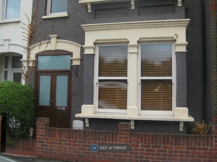 4 Bedroom Terraced House To Rent In Cavendish Drive, London, E11