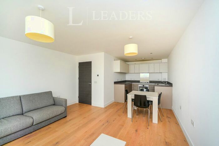 2 Bedroom Flat To Rent In Orion, The Boardwalk, BN2