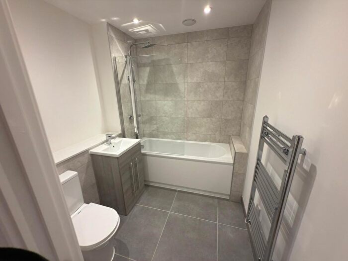 2 Bedroom Flat To Rent In Ashford, TN23