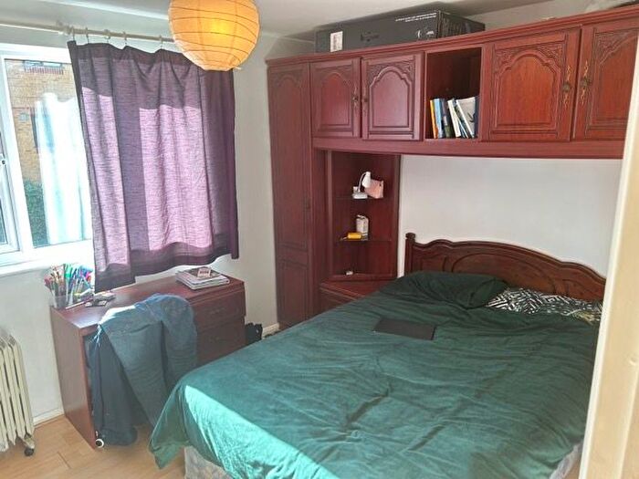 1 Bedroom Flat To Rent In Alan Hocken Way, London, E15