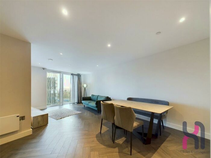 2 Bedroom Flat To Rent In ., Castlewharf, A Chester Road, Manchester, M15