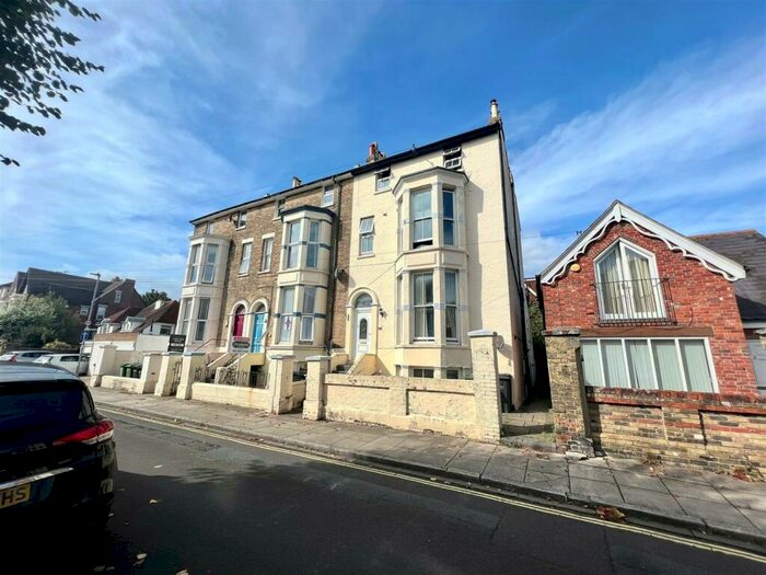 1 Bedroom House To Rent In Shaftesbury Road, Southsea, PO5