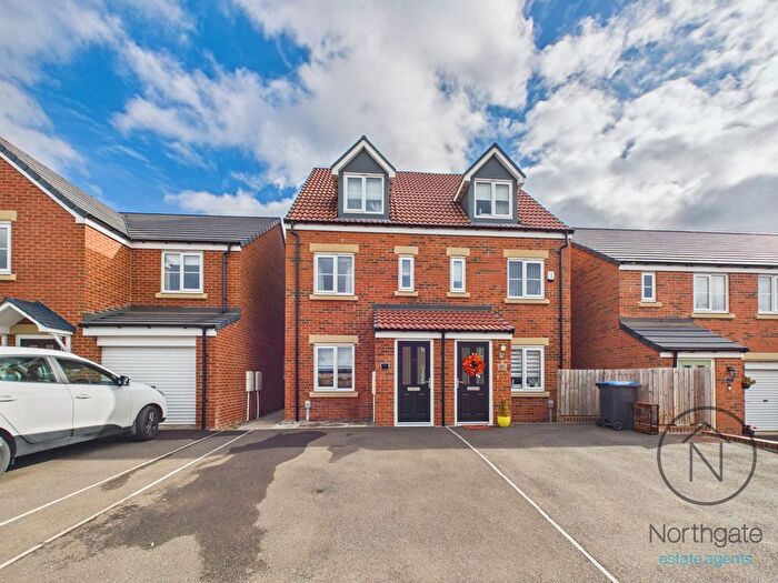 3 Bedroom Semi Detached House For Sale In Birch Way, Newton Aycliffe, DL5