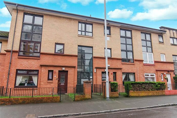 2 Bedroom Flat For Sale In Dalmarnock Road, Glasgow, Glasgow City, G40