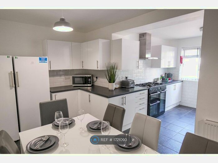 1 Bedroom Property To Rent In Scarborough Way, Coventry, CV4