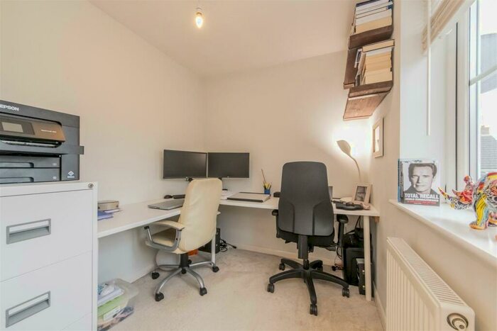 3 Bedroom Semi-Detached House For Sale In Yateley Drive, Barton Seagrave, NN15