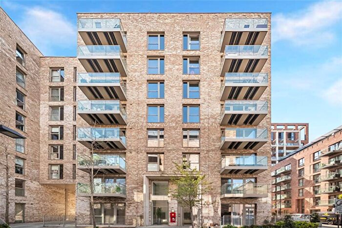 2 Bedroom Flat For Sale In Ironworks Way, London, E13