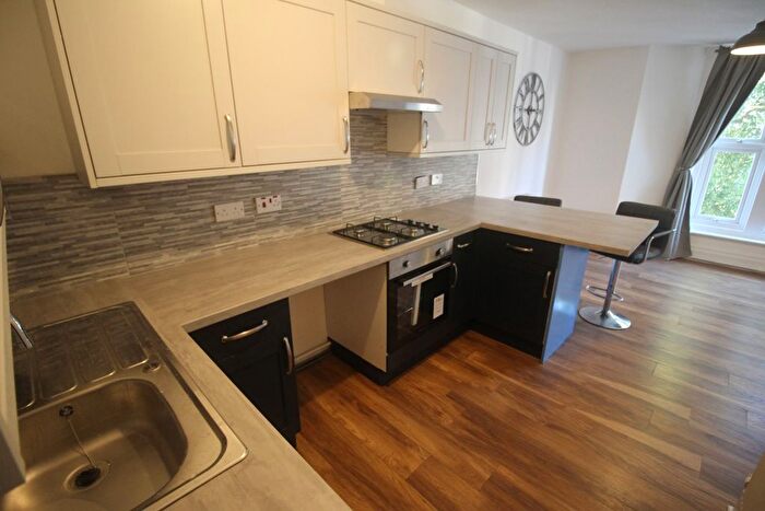 2 Bedroom Flat For Sale In Station Parade, Eastbourne, BN21