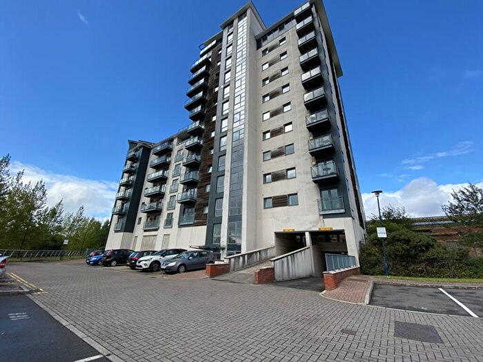 2 Bedroom Flat To Rent In Overstone Court, Cardiff Bay, CF10